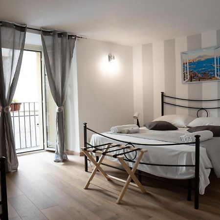 Athmosfera Nova 18 Hotel Naples Luaran gambar