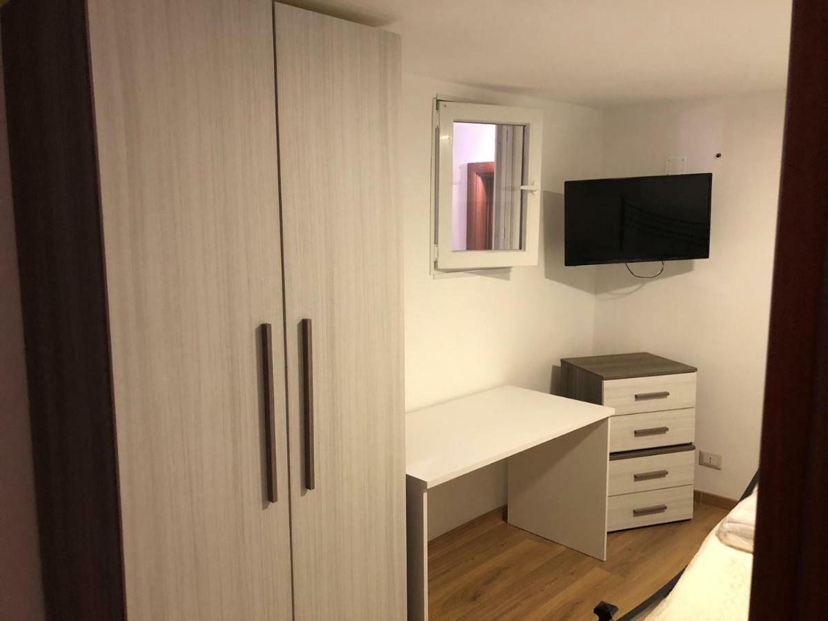 Athmosfera Nova 18 Hotel Naples Luaran gambar