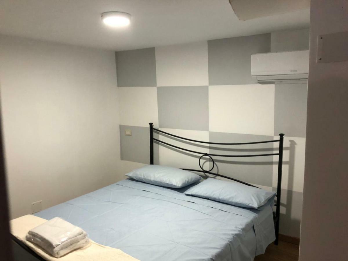 Athmosfera Nova 18 Hotel Naples Luaran gambar