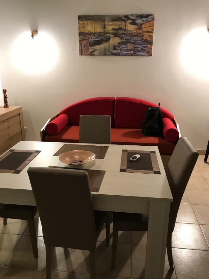 Athmosfera Nova 18 Hotel Naples Luaran gambar