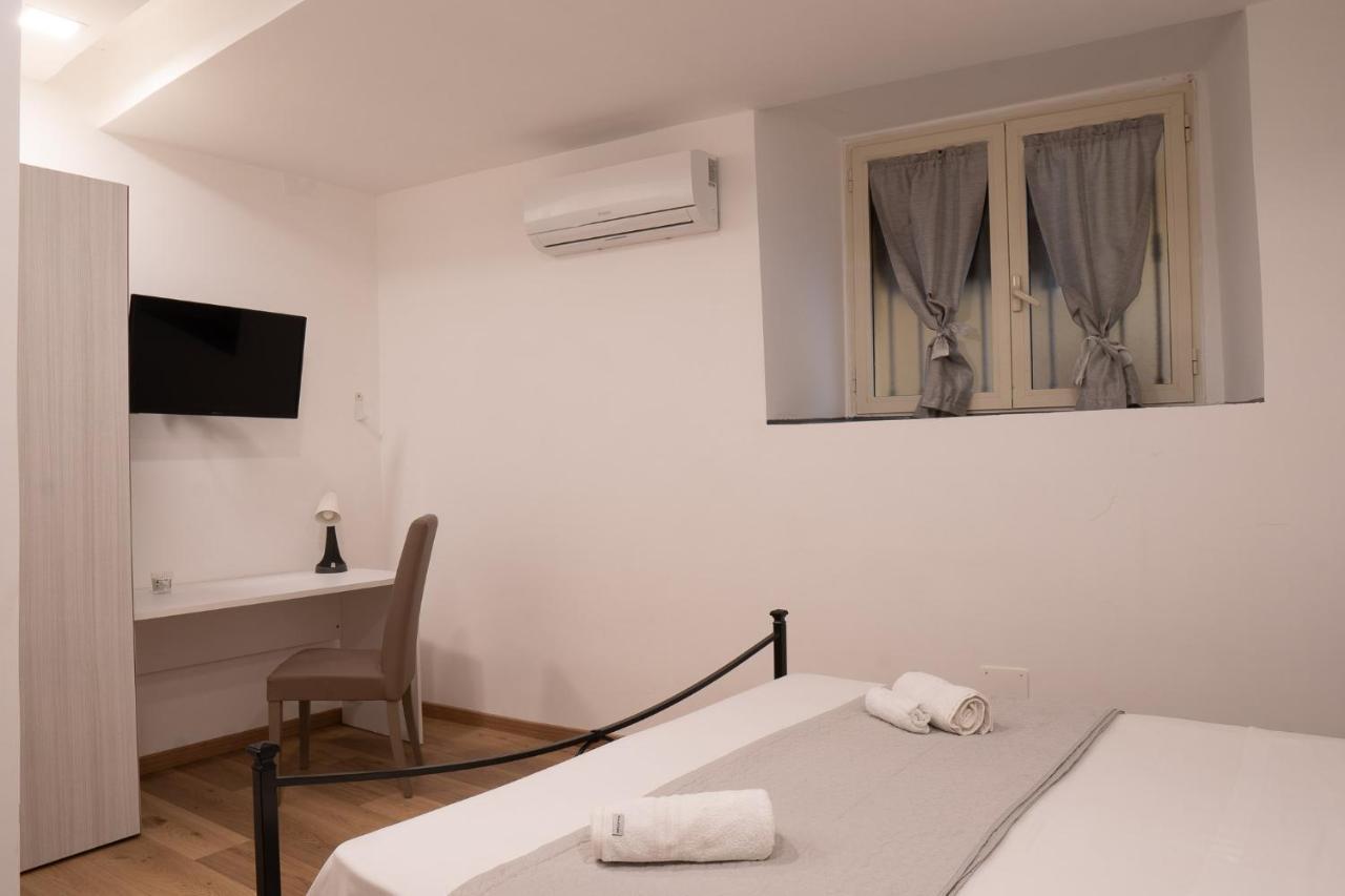 Athmosfera Nova 18 Hotel Naples Luaran gambar