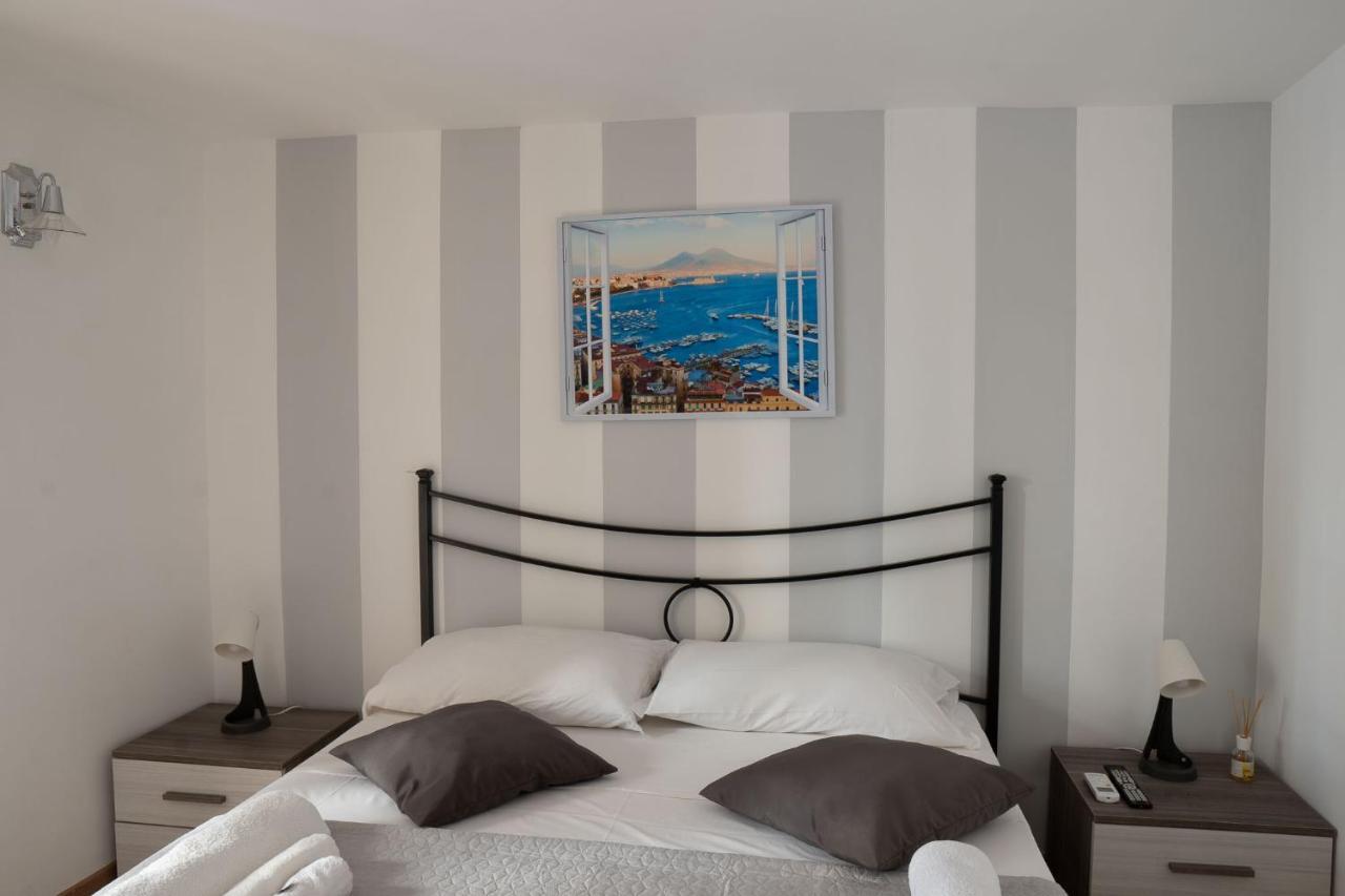 Athmosfera Nova 18 Hotel Naples Luaran gambar