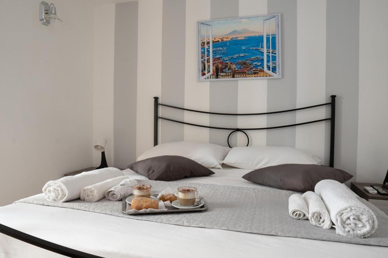 Athmosfera Nova 18 Hotel Naples Luaran gambar